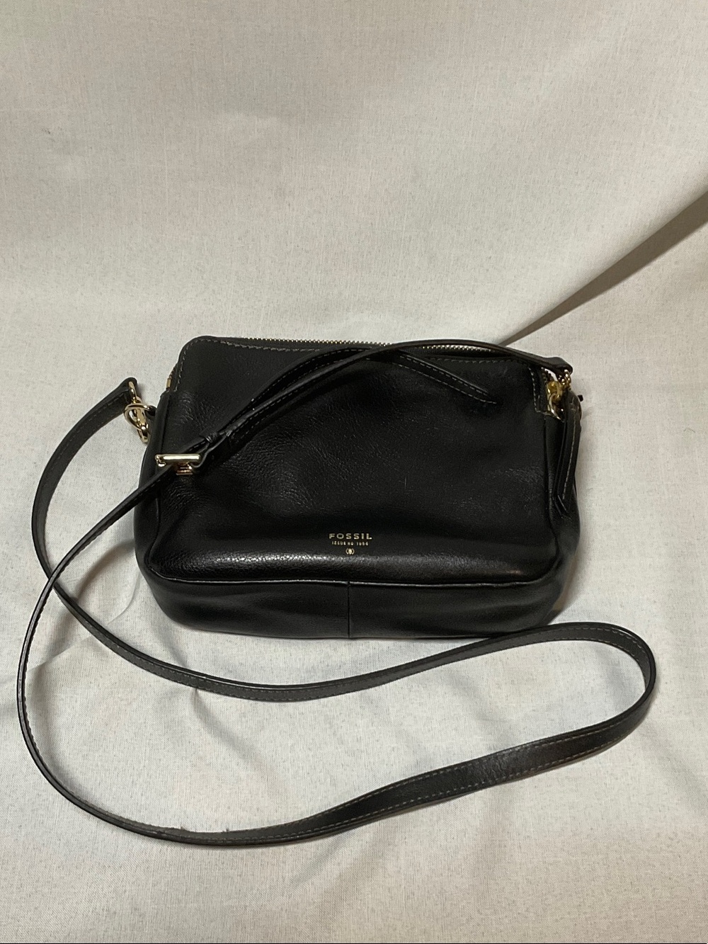 Fossil Black Leather Crossbody Bag with Gold Hardware